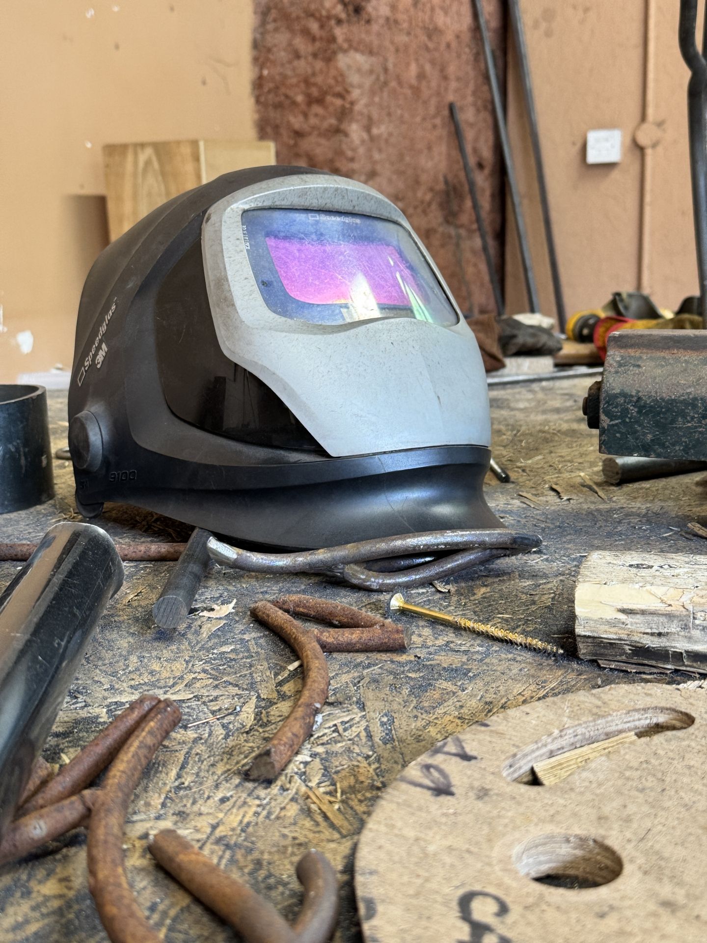 Allan poxton dinosaur sulpture cockington court 52