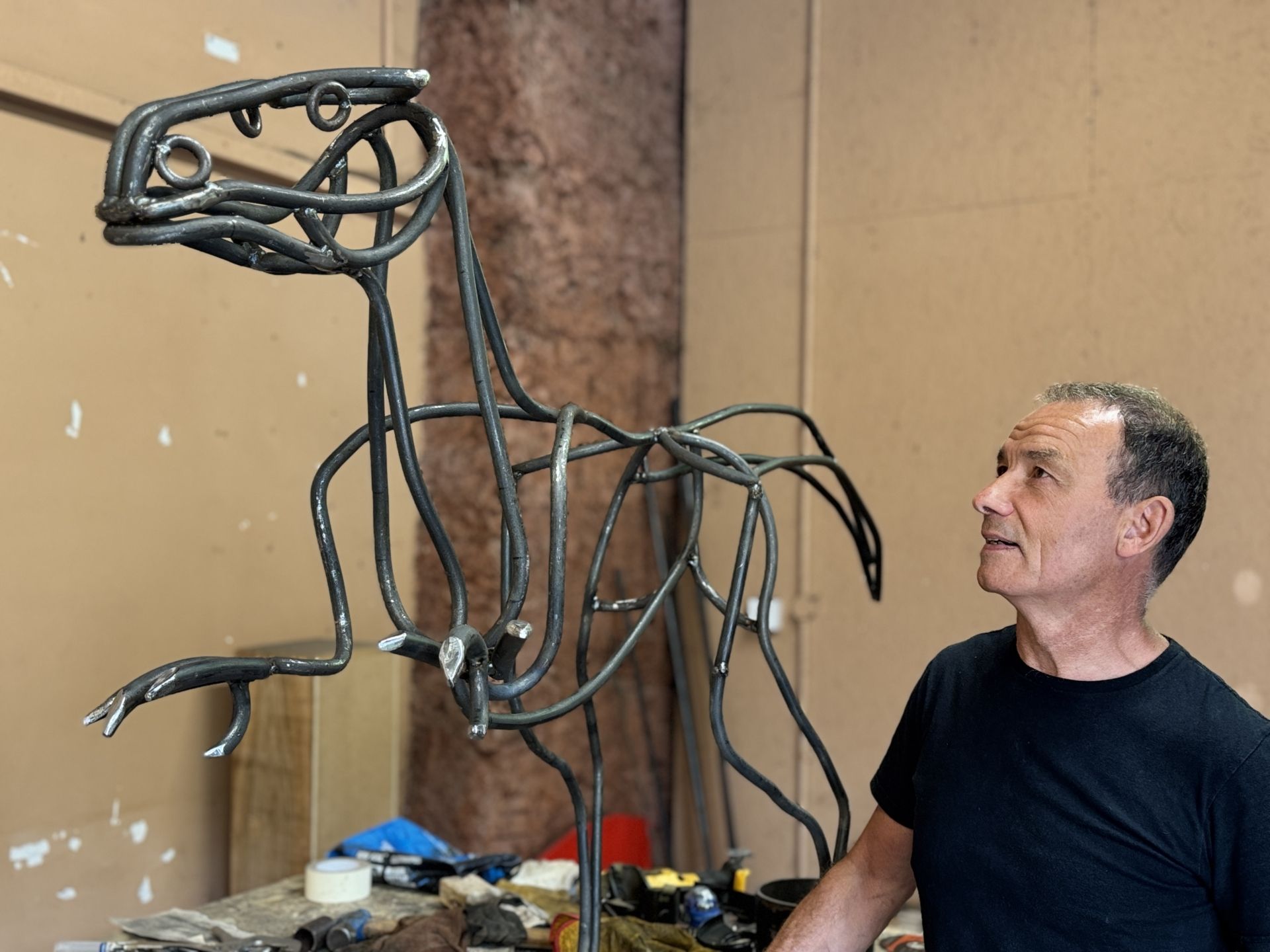 Allan poxton dinosaur sulpture cockington court 60