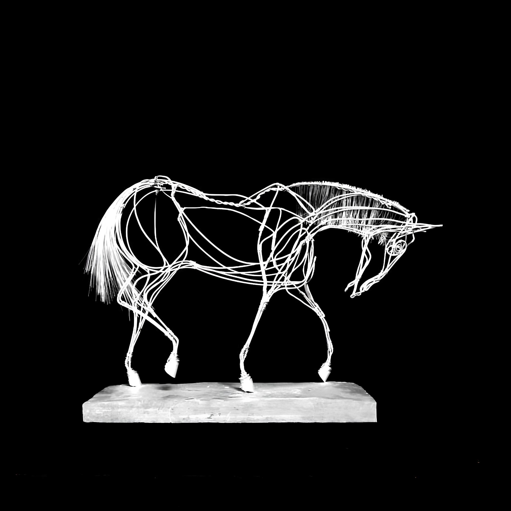 Allan Poxton horse sculpture